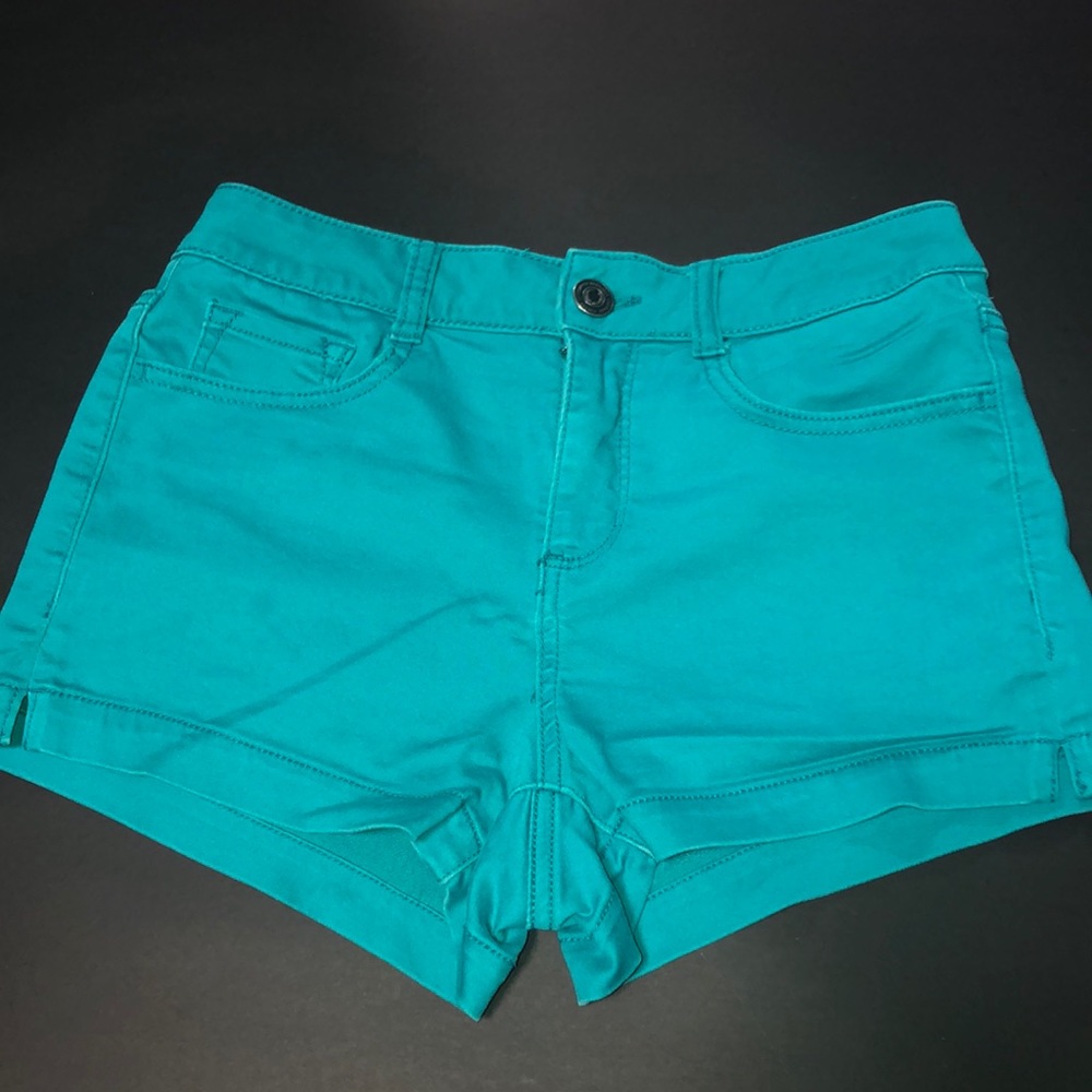 Turquoise size 7 jean shorts